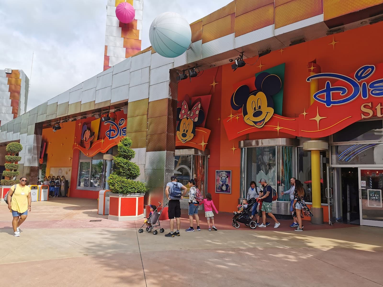 Deco by Disney