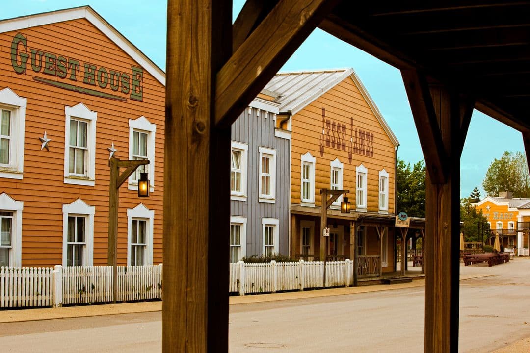 Disney Hotel Cheyenne