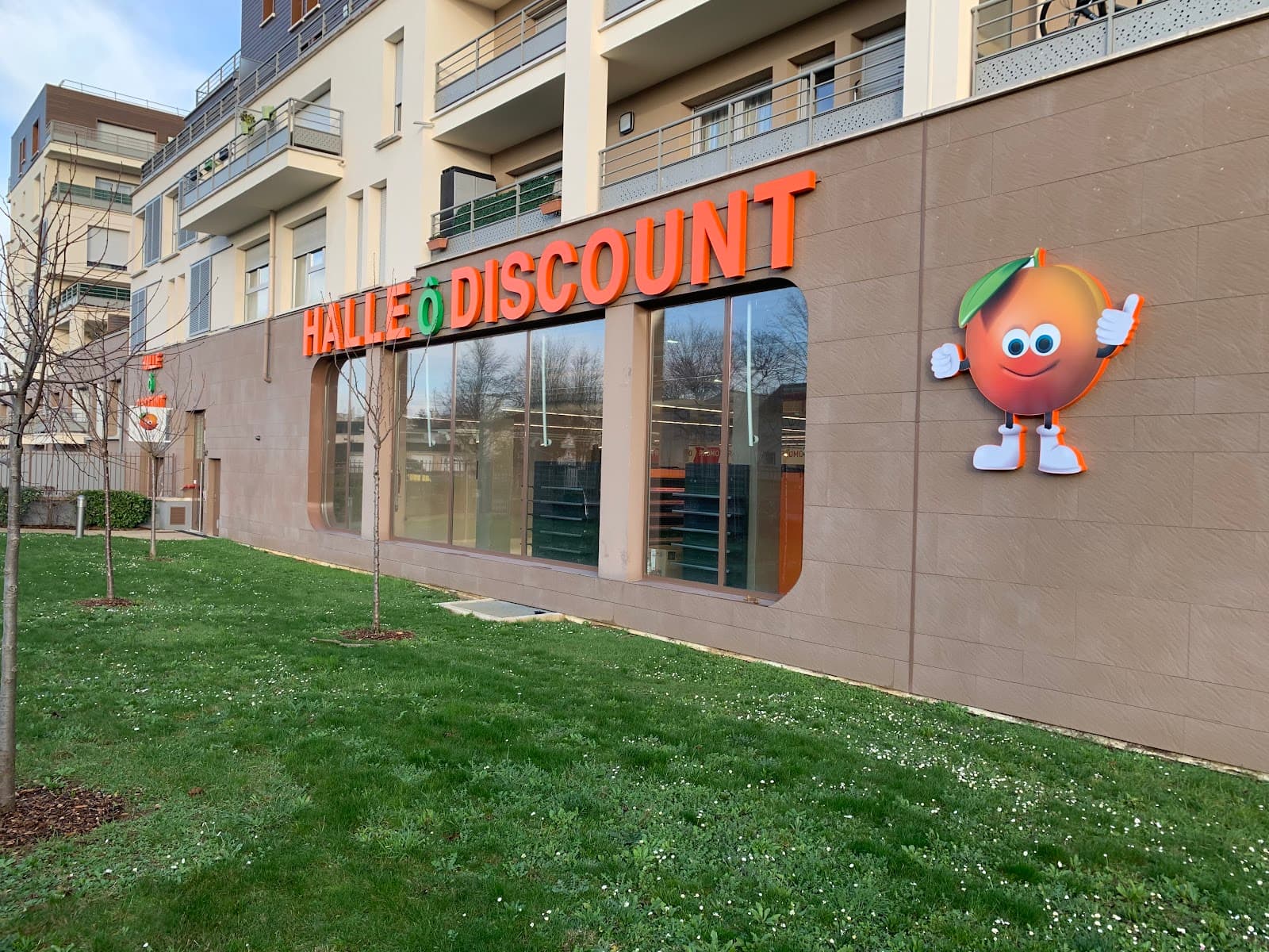Halle O Discount Lognes