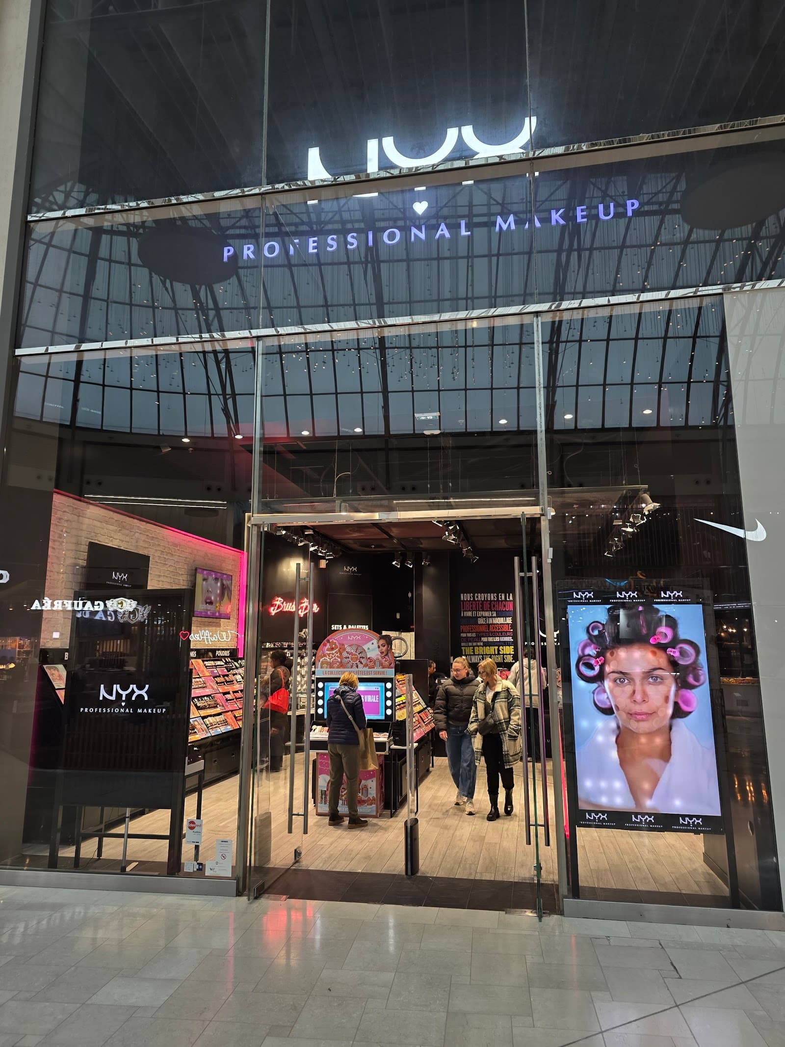 NYX Professional Makeup - Val d'Europe
